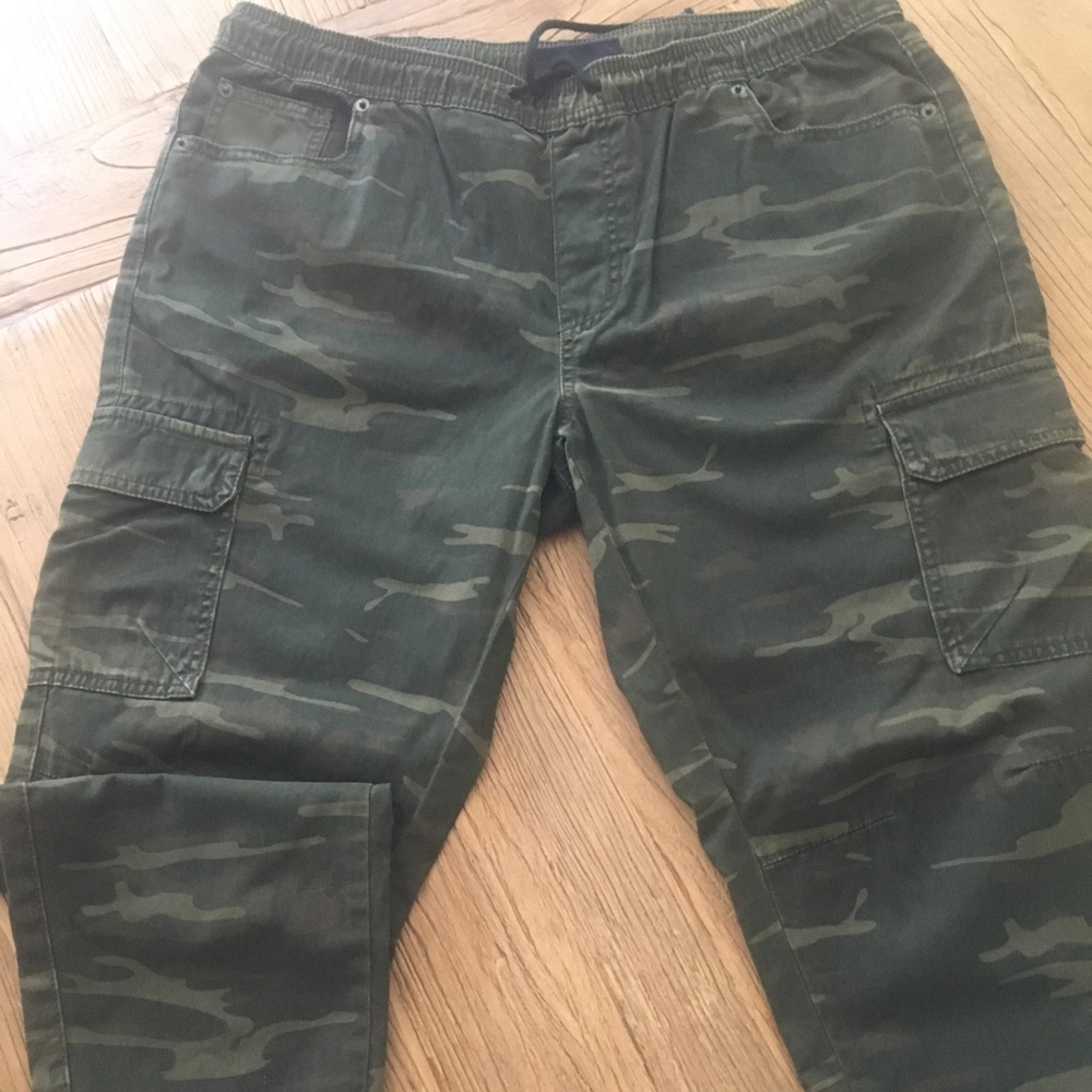 Men’s Brushed Cotton Camouflage Jean/Sweatpants.  Sweatpants style, Jean fabric